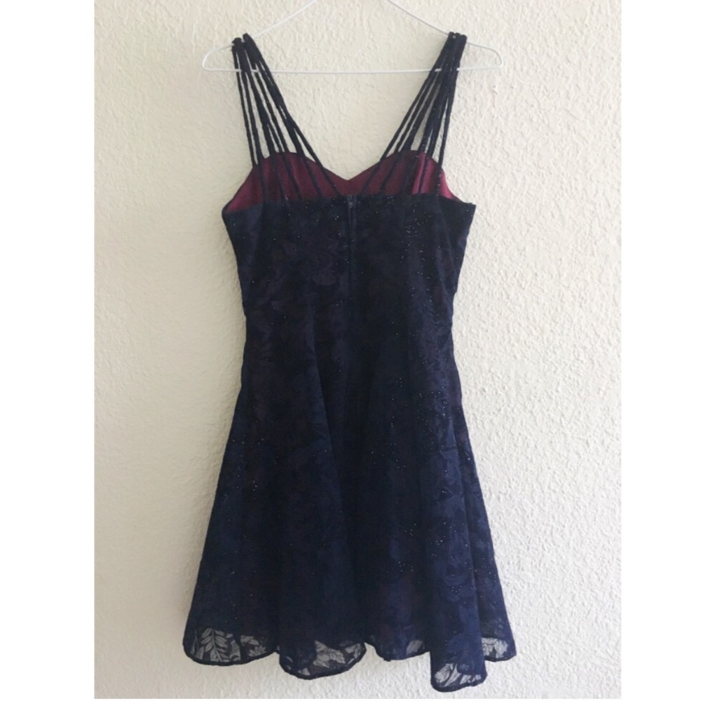 Short Dress - Picture 4 of 4